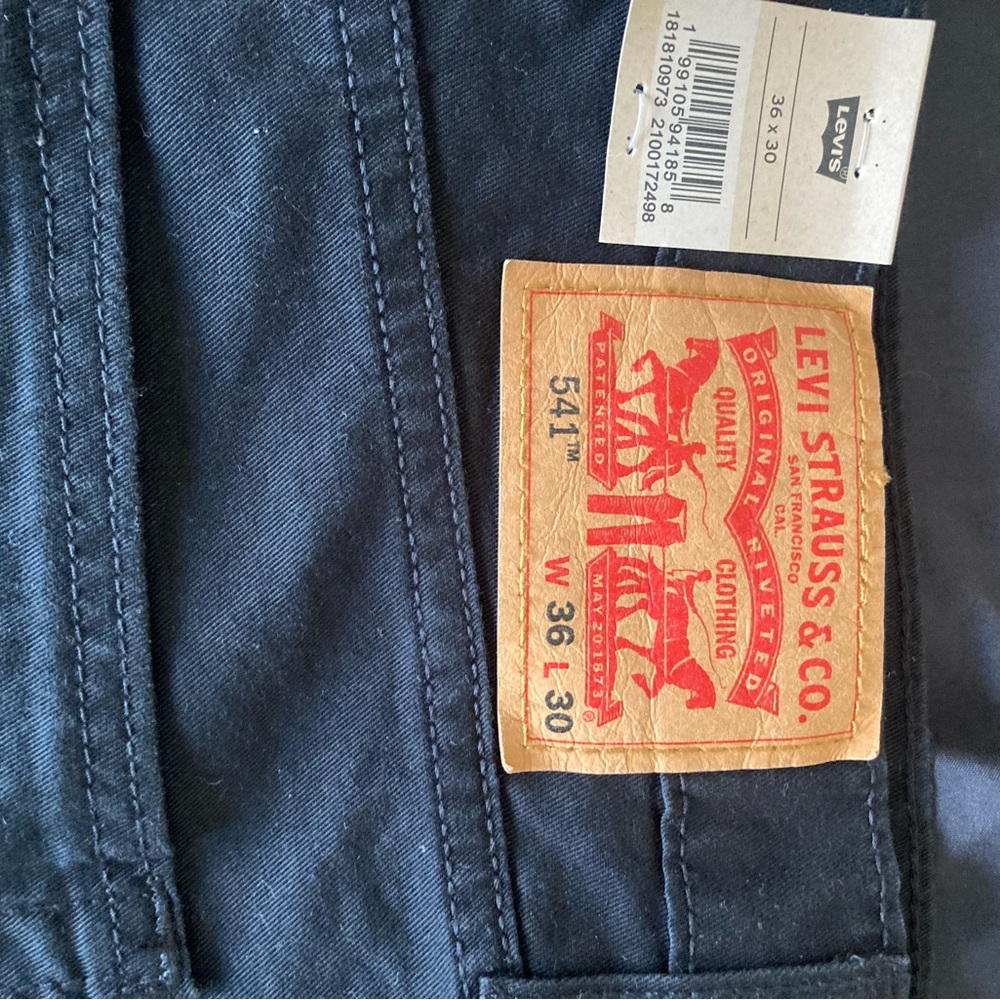 Levi's 541 Slim Straight Jeans Black